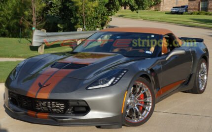 Shark grey C7 Corvette Z06 convertible with gloss kalahari GM full length racing stripe 2