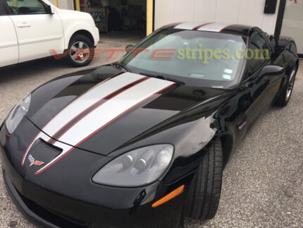 Black C6 Z06 with silver and red ME1 racing stripes