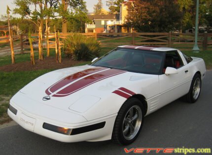 White C4 Corvette with metallic maple red CE stripes