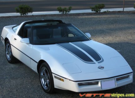 White C4 Corvette with metallic black and gunmetal CE stripes