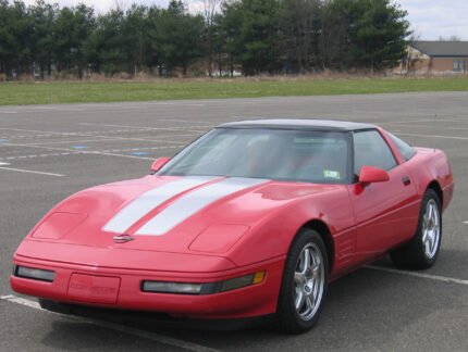 C4 Corvette with metallic silver CE1 stripe