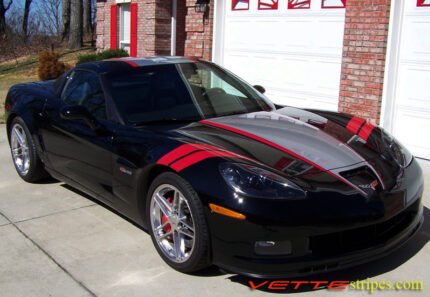 C6 Corvette Z06 Grand Sport black with silver and red ME stripe