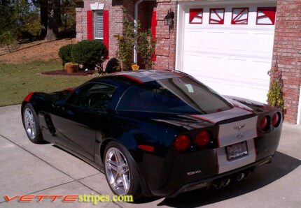 C6 Corvette Z06 Grand Sport black with silver and red ME stripe