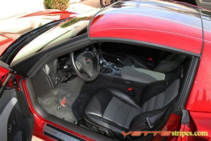 Magnetic red C6 Corvette coupe with medium charcoal and charcoal ME4 stripe