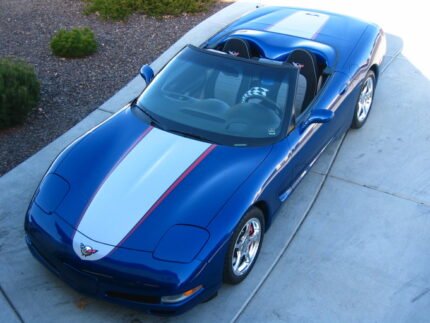 Electron blue C5 Corvette convertible with silver and red ME stripe