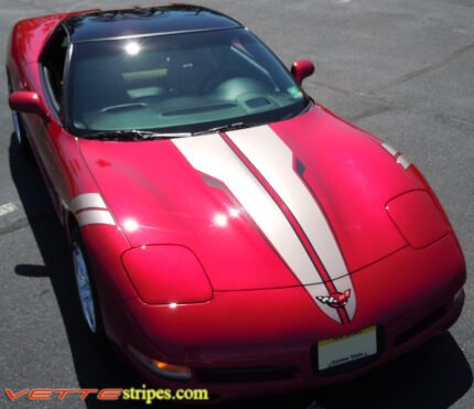 C5 Corvette mag red with light briar brown and metallic black SE3 stripe