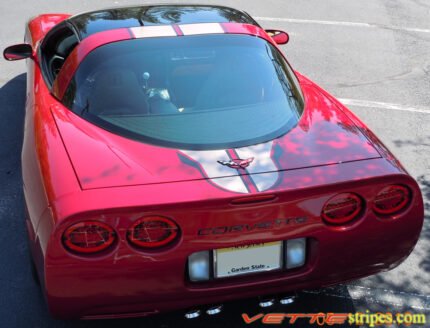 C5 Corvette mag red with light briar brown and metallic black SE3 stripe