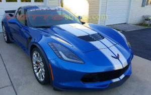 Laguna blue C7 Corvette Z06 with blade silver GM full length dual racing stripe 2