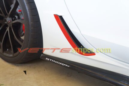 C7 Corvette Stingray side skirt letter decals