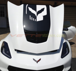 C7 Corvette Z06 with regular cut out jake skull stinger hood stripe decal
