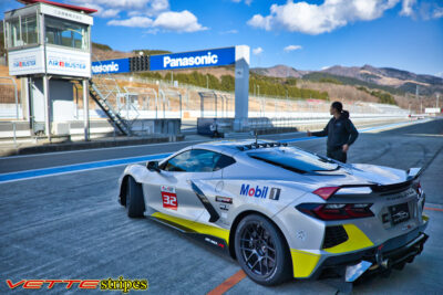 Blade Silver C8 Corvette with strike yellow C8R side stripes