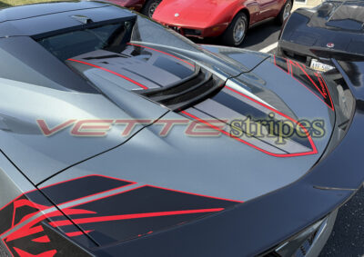 C8 Corvette Stingray HTC jake hood stripe in 3M 2080 HG gloss carbon flash anthracite carbon fiber and gloss red