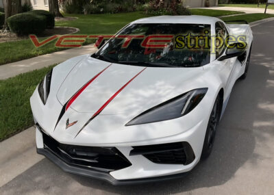 White C8 coupe with Adrenaline red and gloss carbon flash hood spears